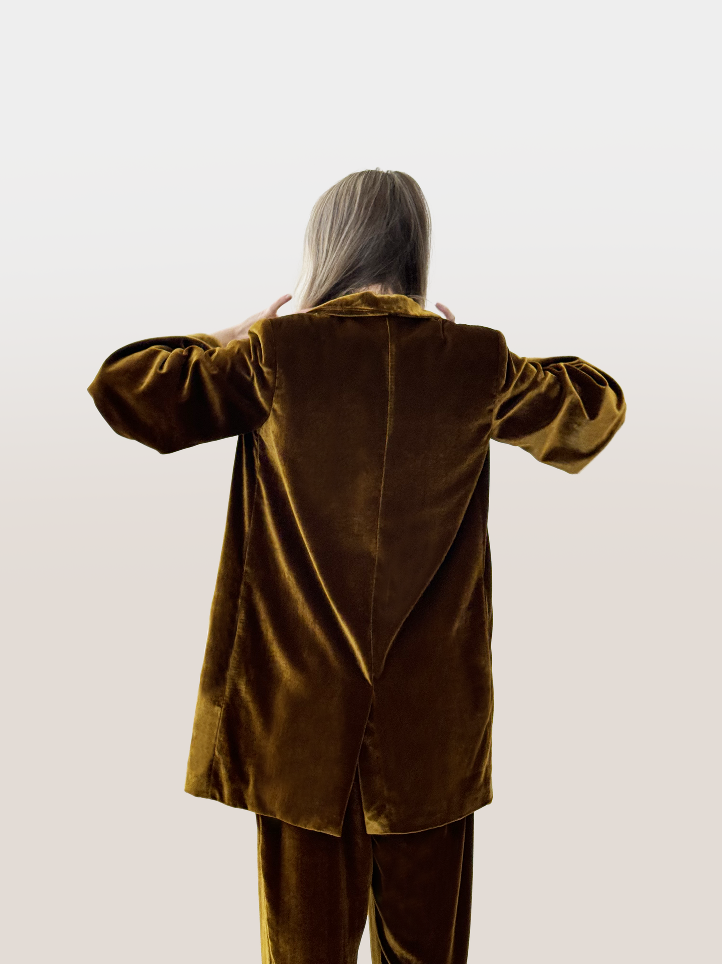 Dylan Velvet Boyfriend Jacket, gold