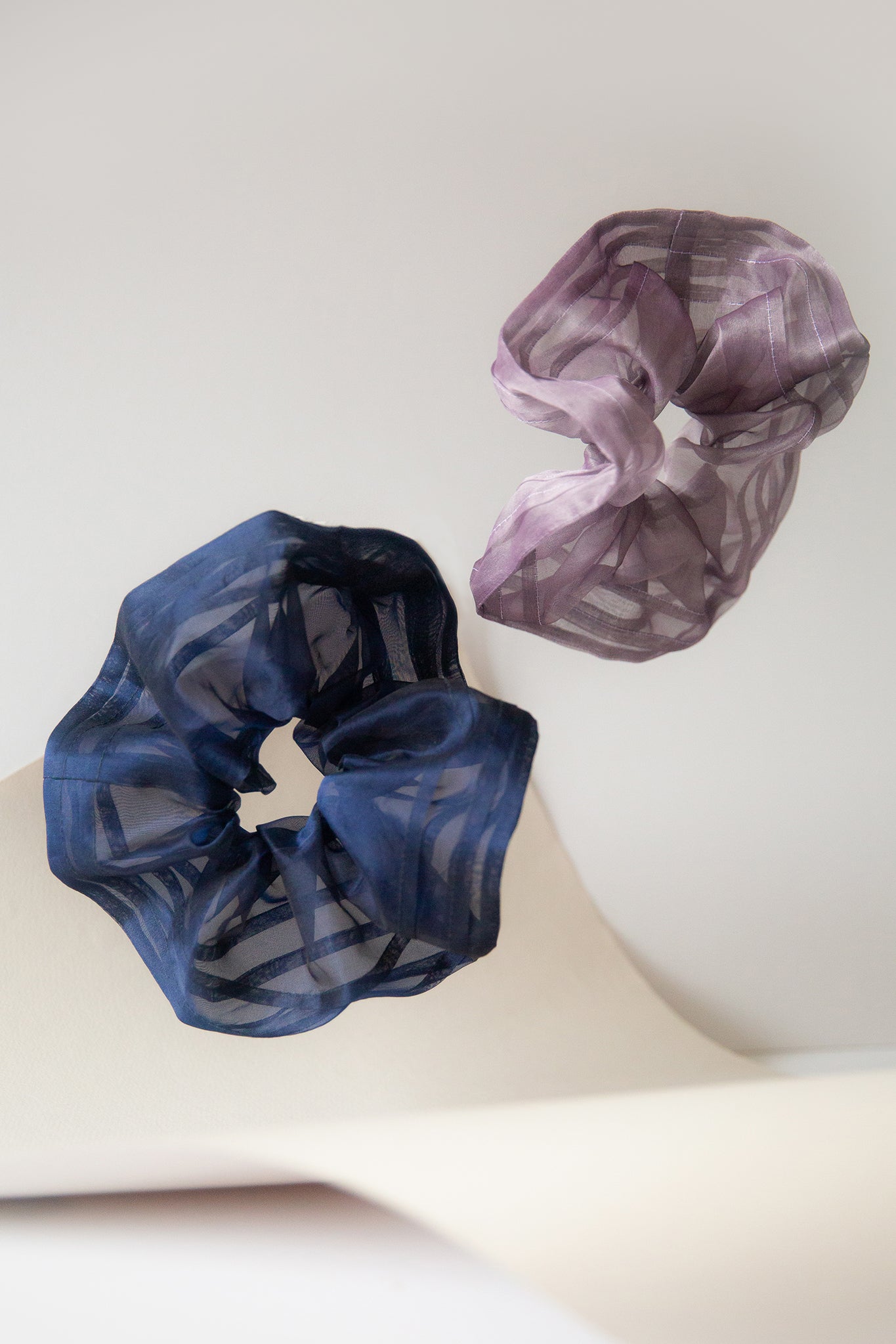 oversized 100% silk scrunchie