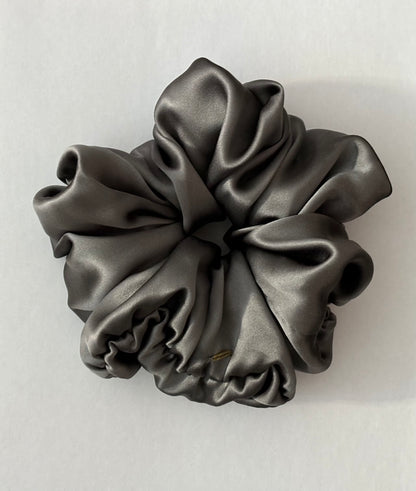 Mallow Scrunchie in Silk Charmeuse