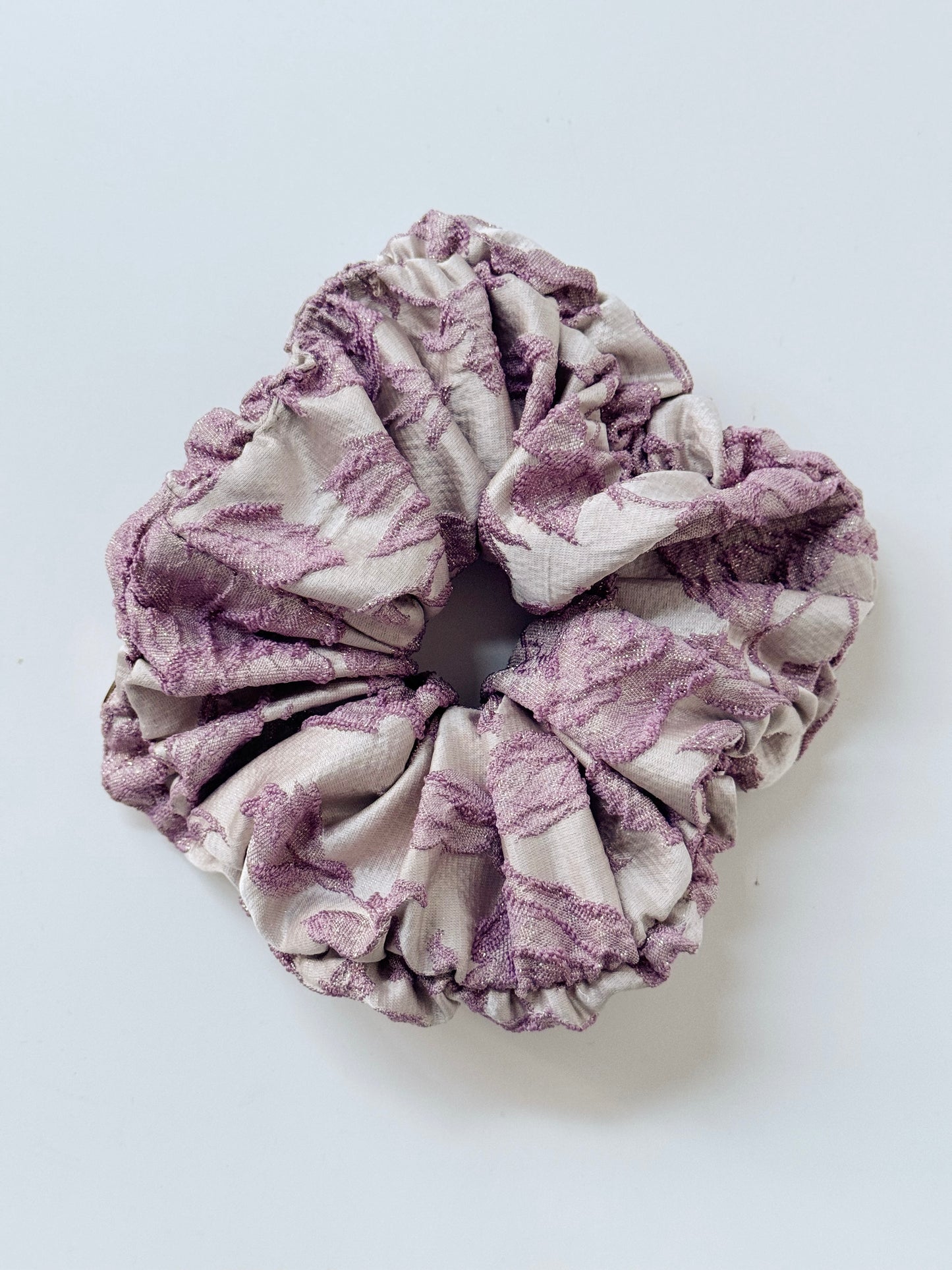 Celosia Gathered Scrunchie in Rose Jacquard